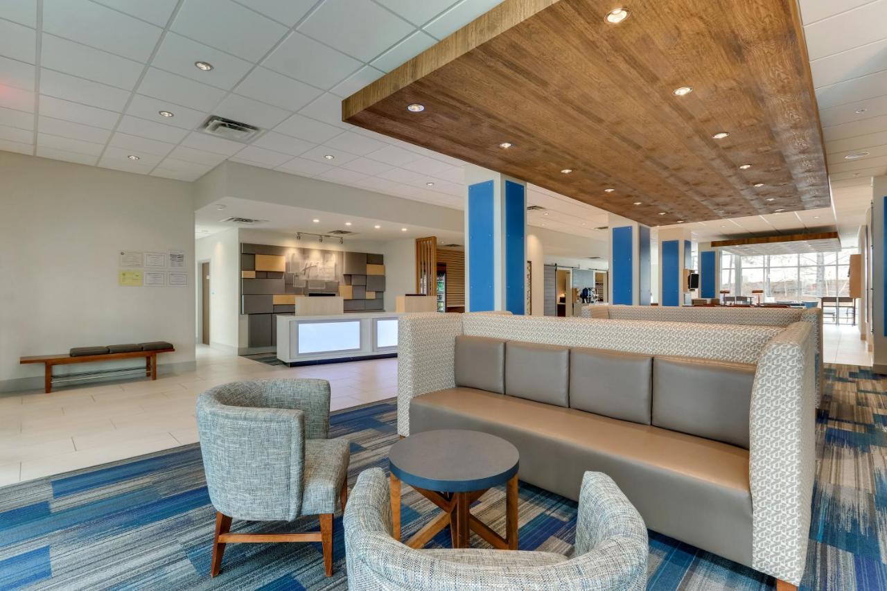 Holiday Inn Express & Suites - Dawsonville By Ihg Exterior foto